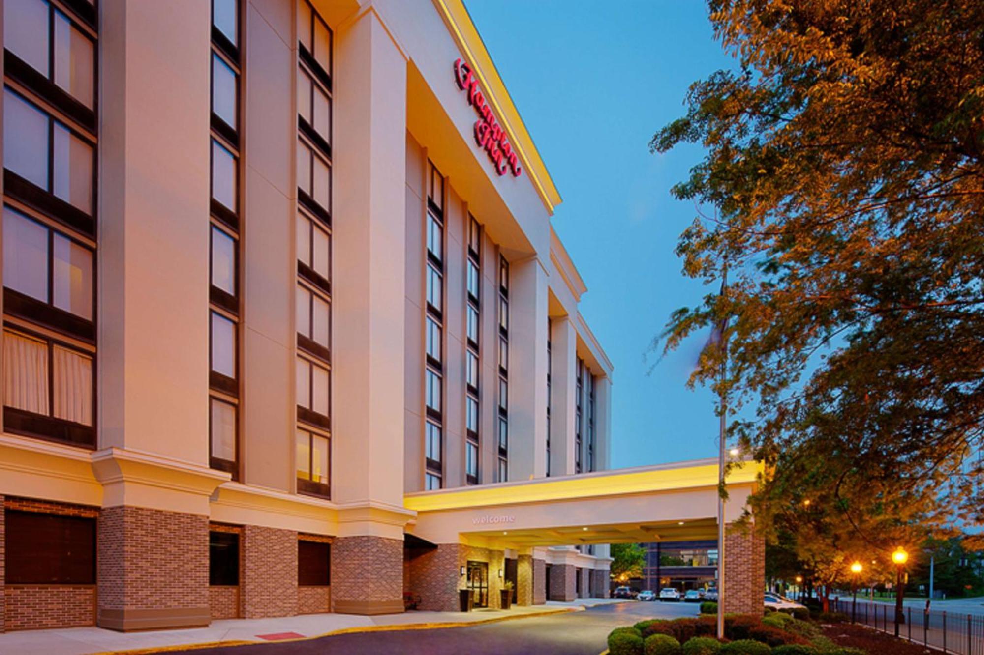 Hampton Inn Louisville Downtown Exterior foto