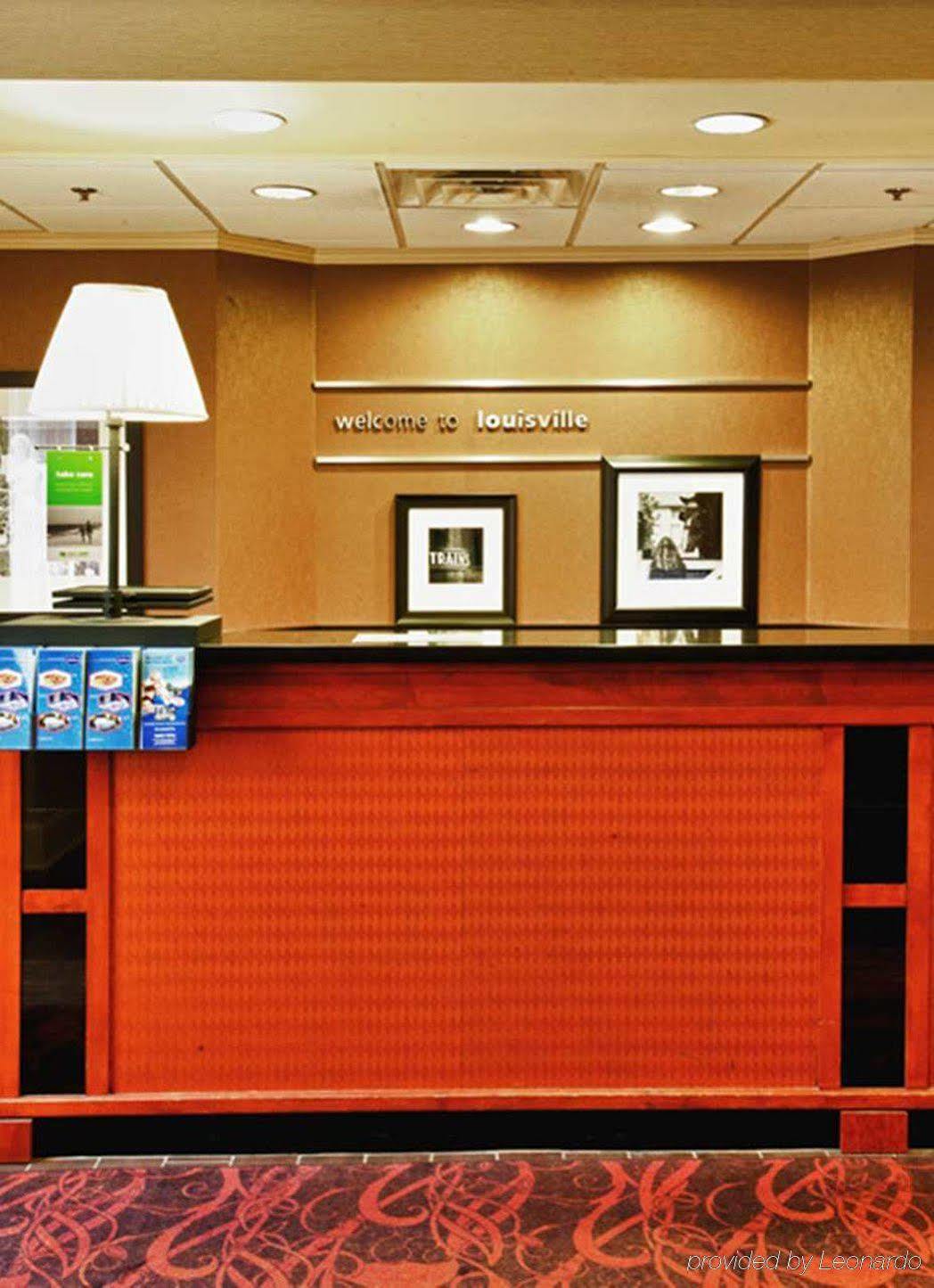 Hampton Inn Louisville Downtown Interior foto